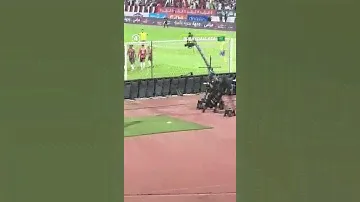 Автограф от Роналду